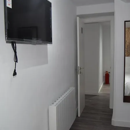 Ontinyent Rooms ゲストハウス